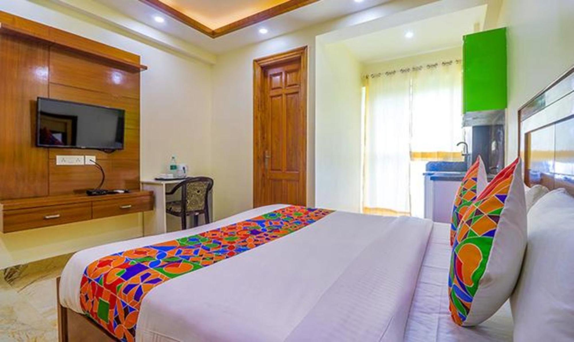 FabHotel Star Corporate Suite Gurgaon Exterior foto